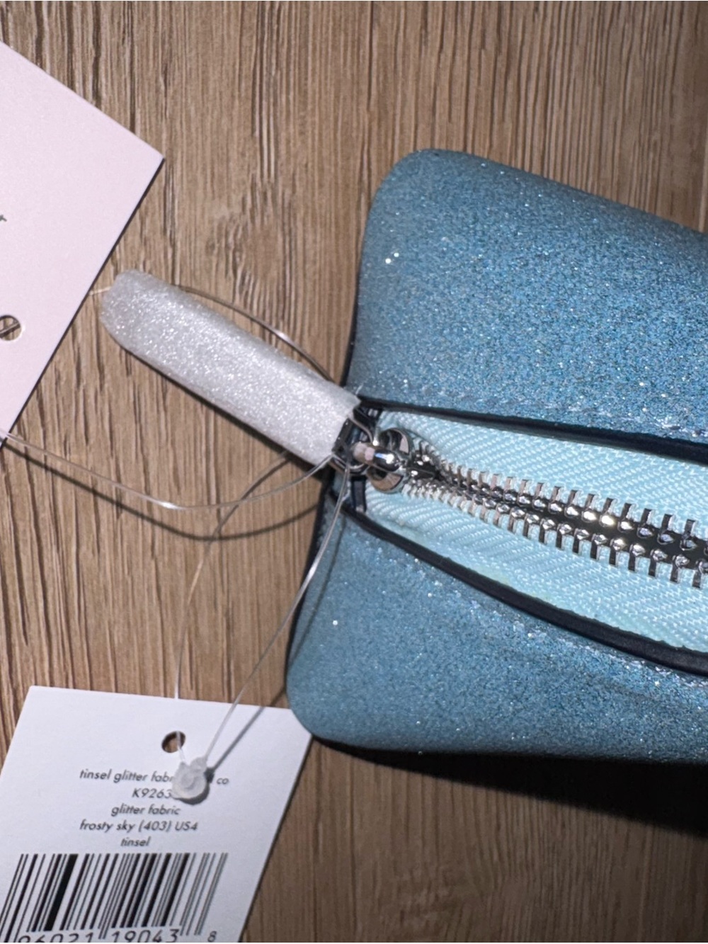 Kate Spade Glitter Fabric Small Cosmetic Bag New With Tag - Picture 6 of 9